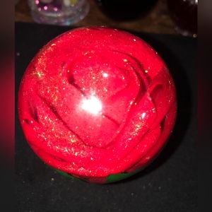 Resin red rose ball